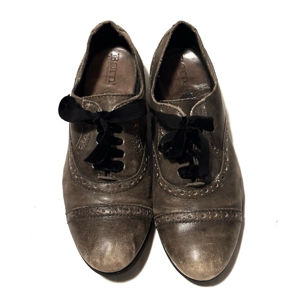 Born Kika Oxford Wingtip Loafers - Picture 2 of 6